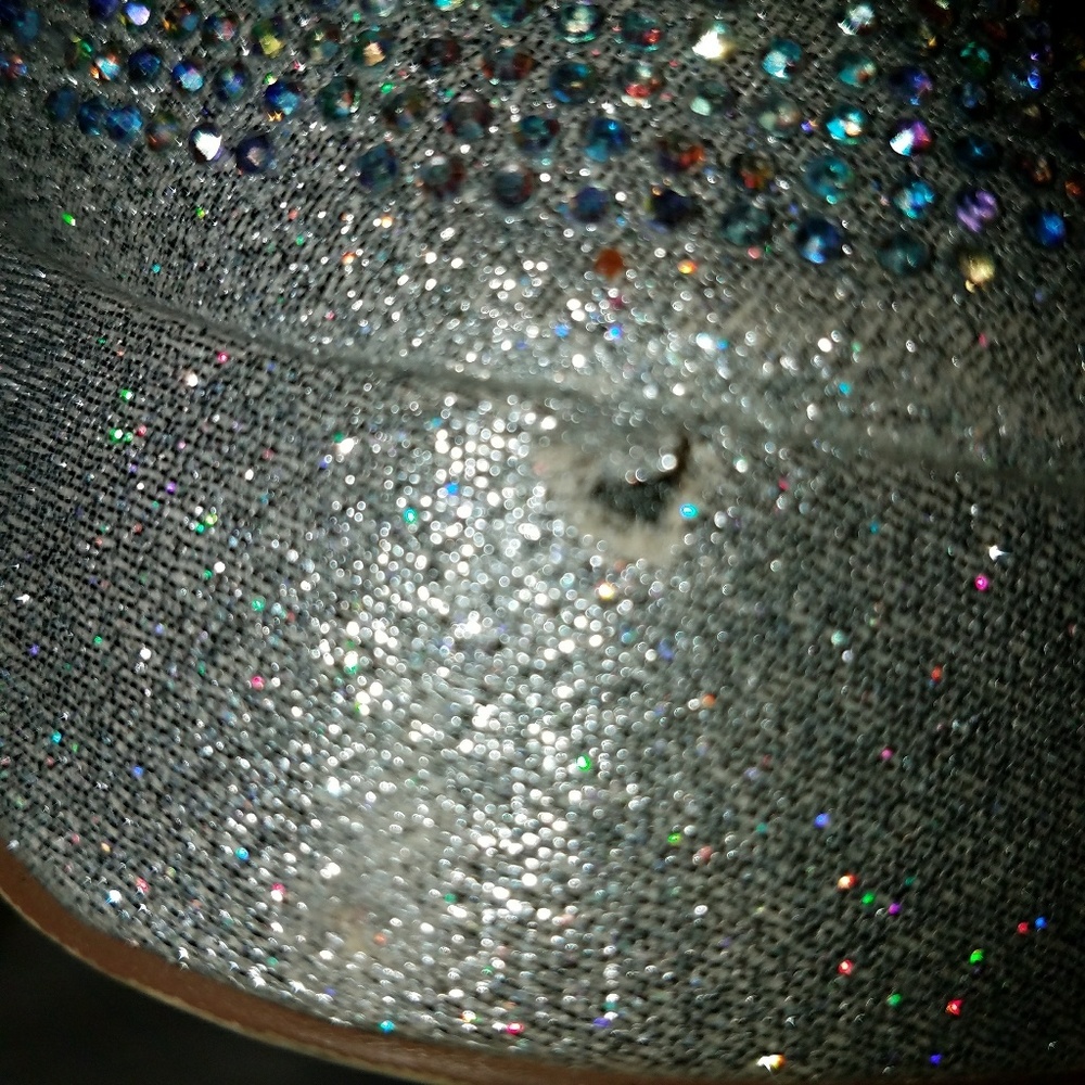 Shoes - Picture 4 of 5